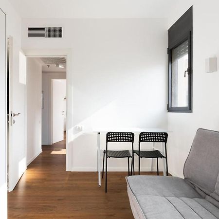 Elegant Apartment W Balcony & Mamad In Heart Of Tel Aviv By Sea N' Rent Экстерьер фото