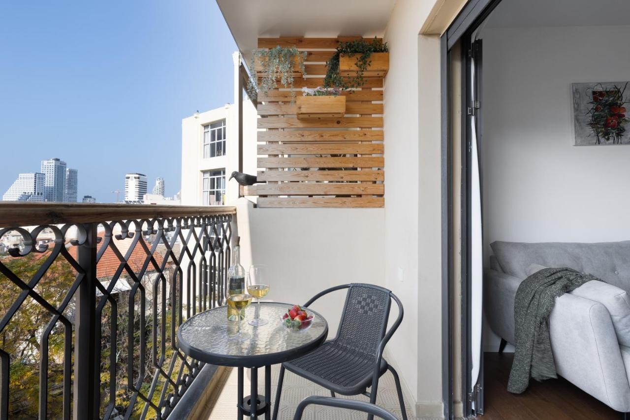 Elegant Apartment W Balcony & Mamad In Heart Of Tel Aviv By Sea N' Rent Экстерьер фото