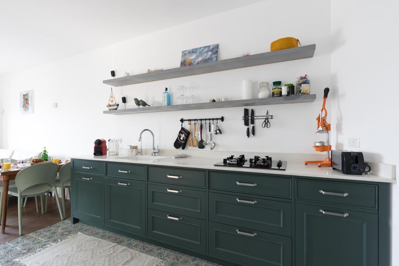 Elegant Apartment W Balcony & Mamad In Heart Of Tel Aviv By Sea N' Rent Экстерьер фото